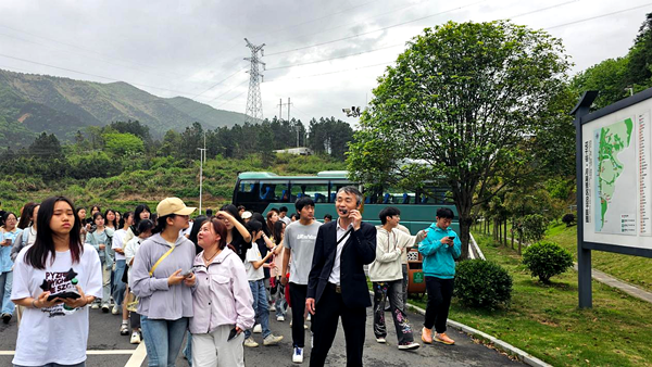 双牌泷旅携手星空在线官网(图3)_副本.png